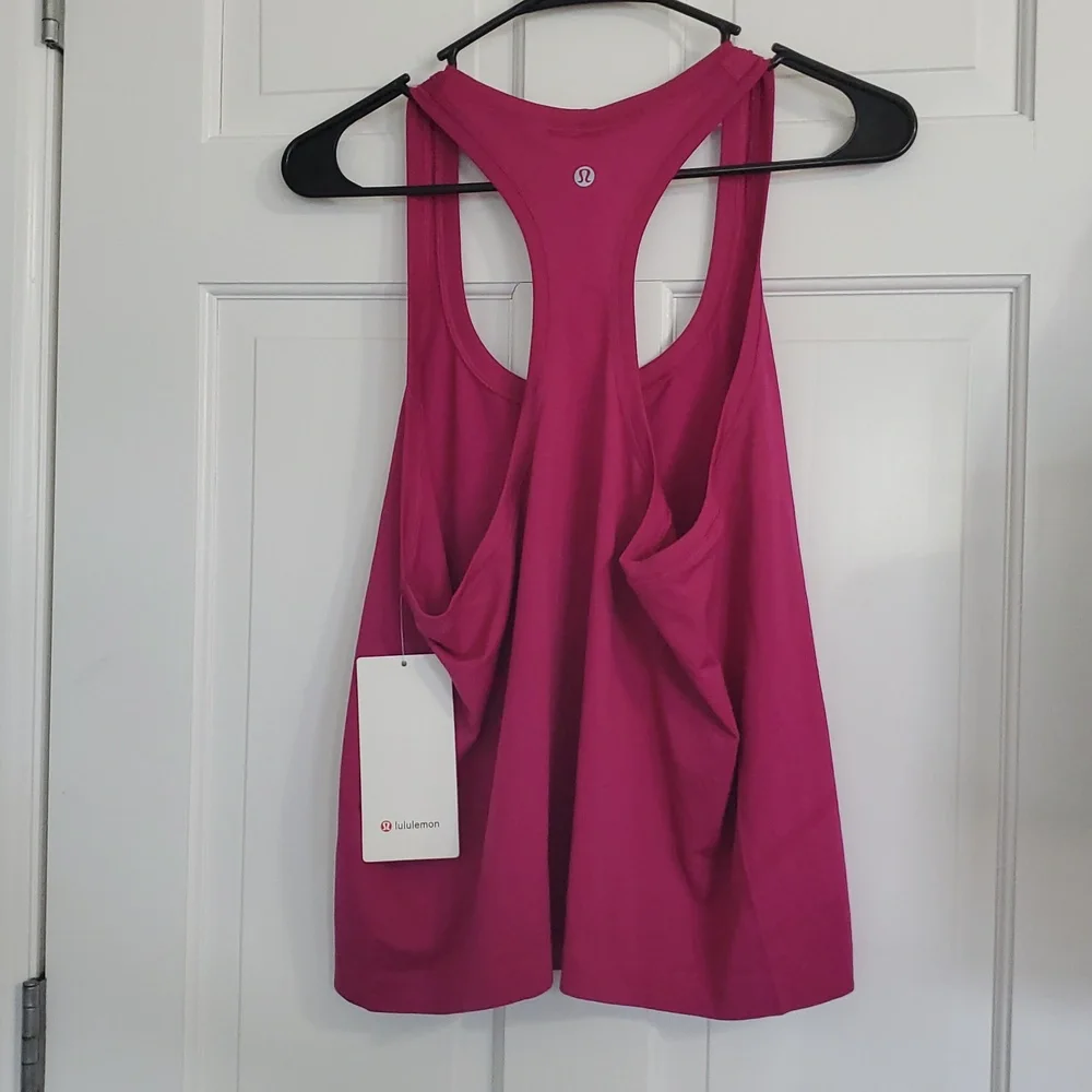NWT Lululemon Swiftly Tech  Race Tank Sz 12 Ripe Raspberry